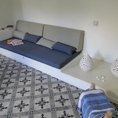 Sunhaus * Perissa (Santorini)