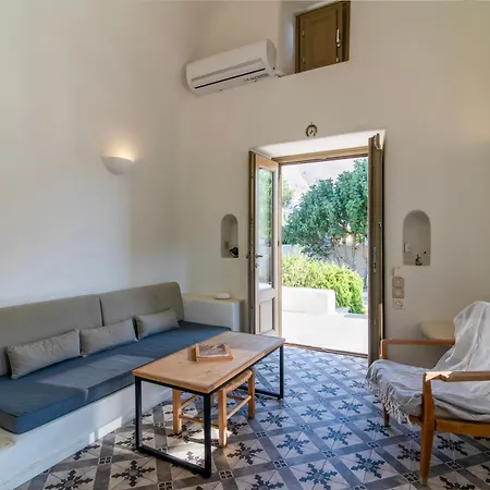 Sunhaus * Perissa (Santorini)