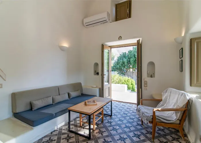 Sunhaus * Perissa (Santorini)