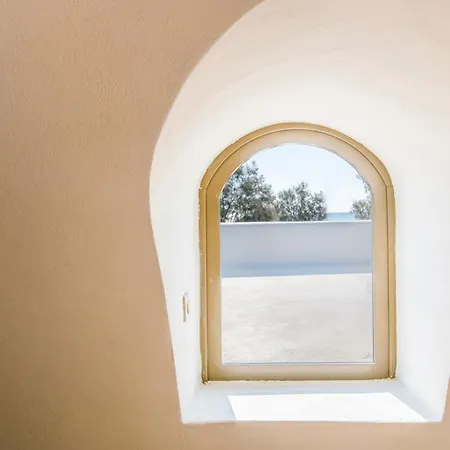 Sunhaus * Perissa (Santorini)